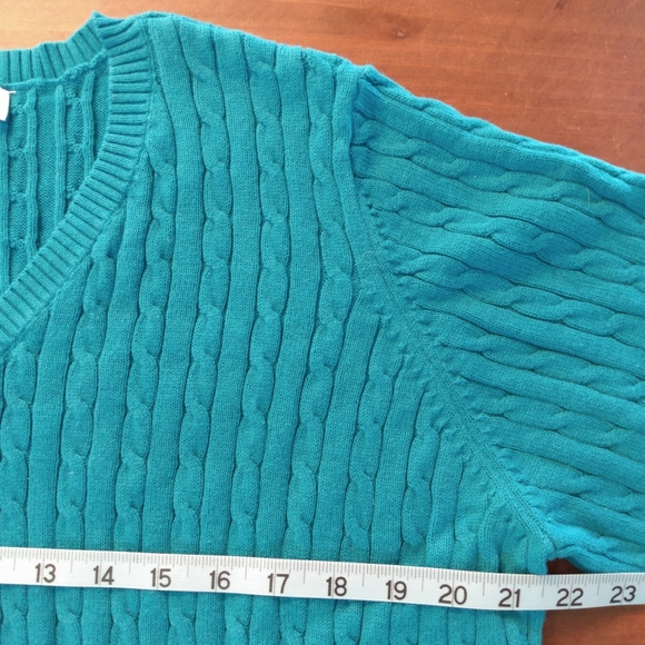 D&Co Essentials Cableknit Cotton VNeck Sweater - Picture 5 of 7